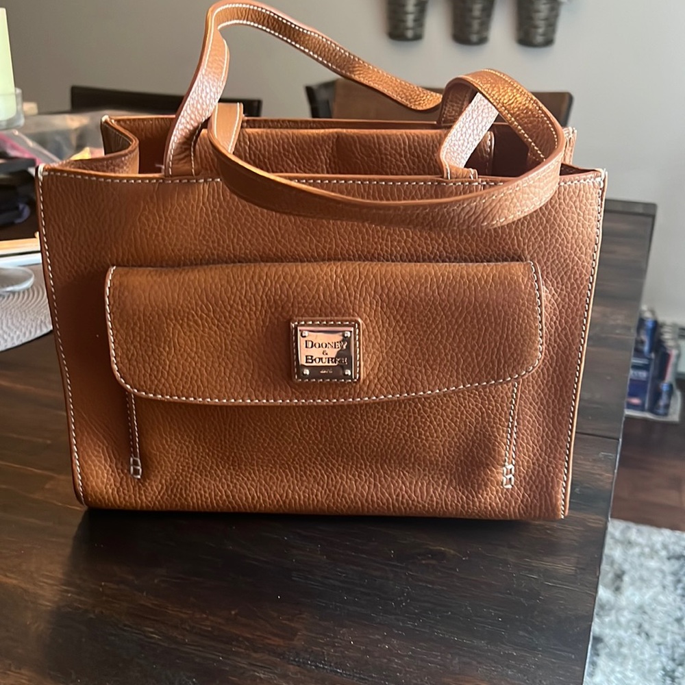 Dooney & Bourke Purse - Picture 1 of 4